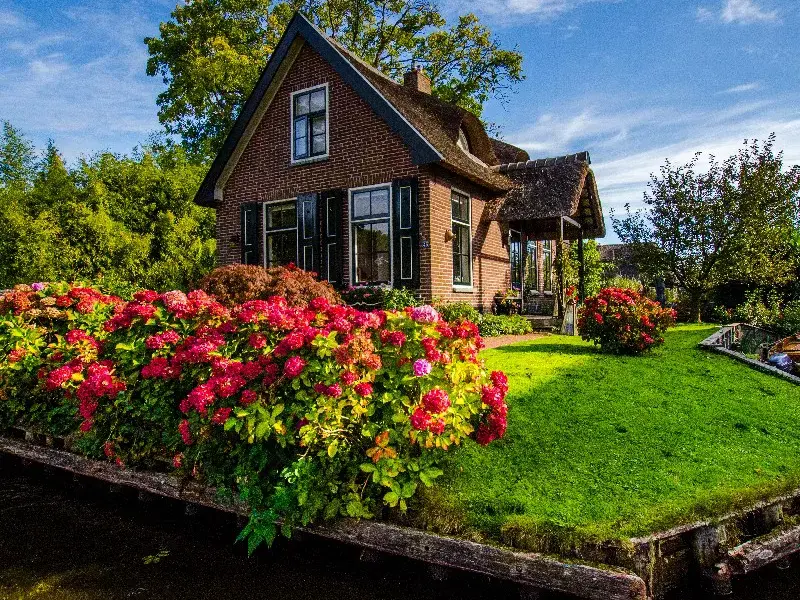 Bus, Boat & Village Highlight Tour